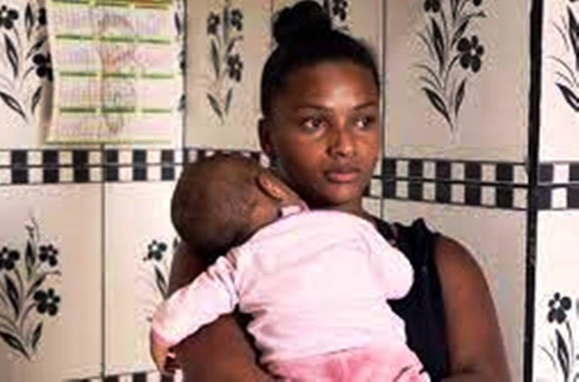 'Minha filha nasceu desnutrida': 10 milhões de crianças sobrevivem em famílias com R$ 300 por mês