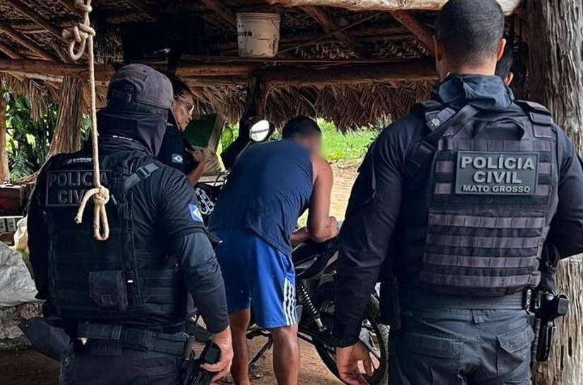 Polícia Civil deflagra operação para desmantelar centro de treinamento de facção criminosa em aldeia de MT