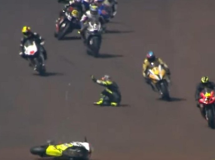 Pilotos morrem após acidente gravíssimo em etapa da Moto 1000 GP no Paraná