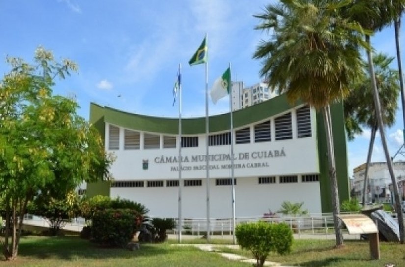 Câmara de Cuiabá após afasta vereadores por decisão judicial mas, não convoca suplentes