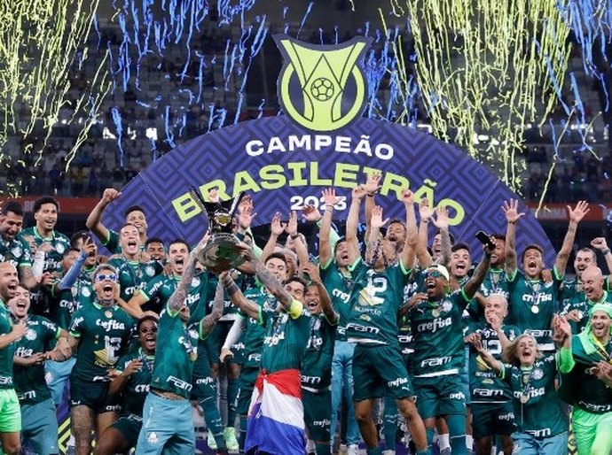 Palmeiras é campeão em arrancada heroica e conquista seu 12º título do Brasileiro