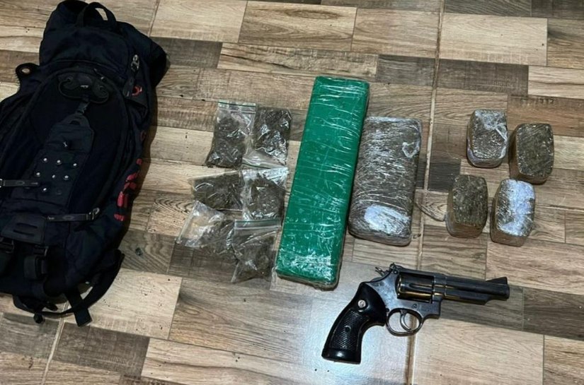 Força Tática apreende arma e drogas; homem com 21 passagens criminais morre em confronto
