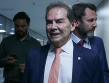 Descompasso entre Câmara e Senado dificulta construção de texto da anistia