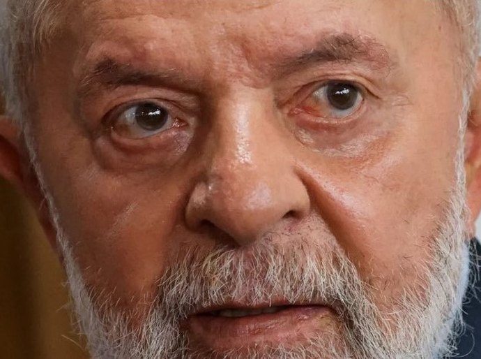 Aprovação a Lula cai para 47% e desaprovação sobe para 46%, diz pesquisa AtlasIntel