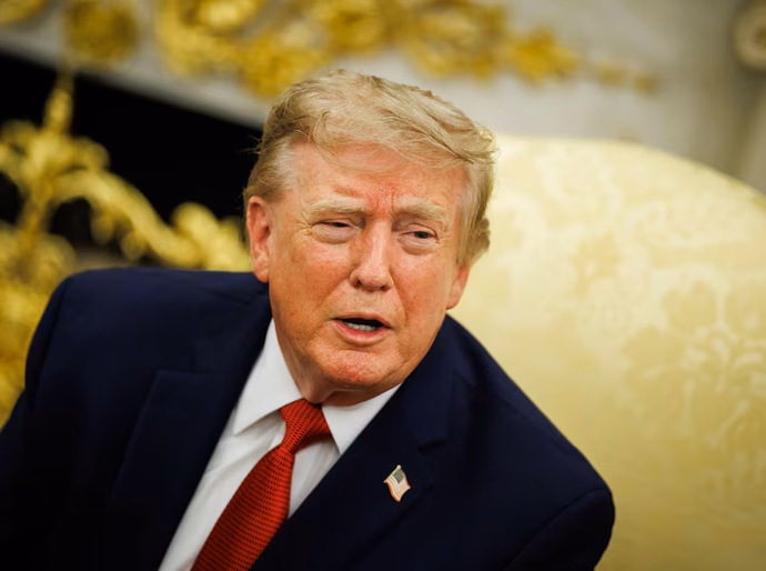 Trump declara o Estreito de Ormuz como “novo território dos EUA”