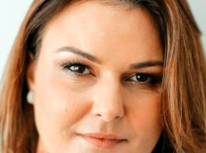 Com pai preso, filha de conselheiro do TCE/MT ostenta viagens internacionais e divulga em rede social