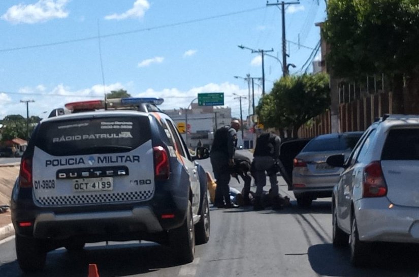 PM prende 4 após roubarem um HB20 e um Logan em Cuiabá