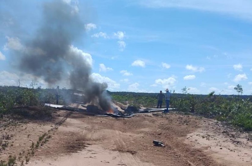 Avião explode no interior de MT e ocupantes somem sem deixar rastro