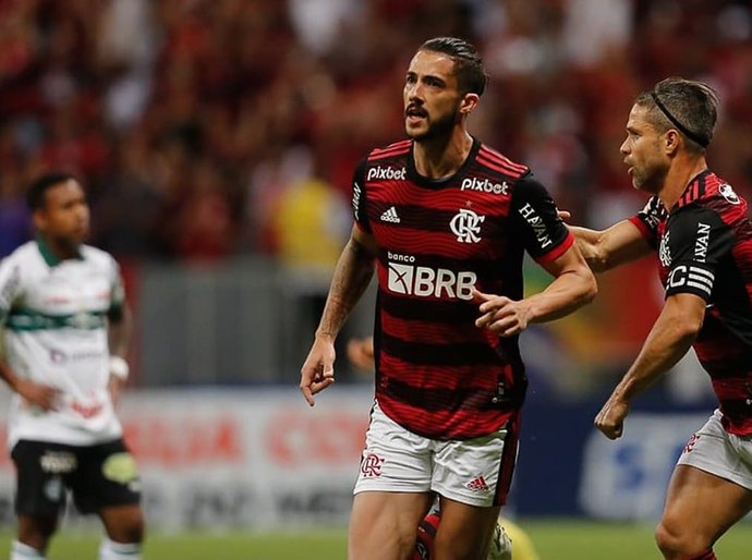Flamengo vence o Coritiba com golaço de Gerson e interrompe sequência ruim no Brasileiro