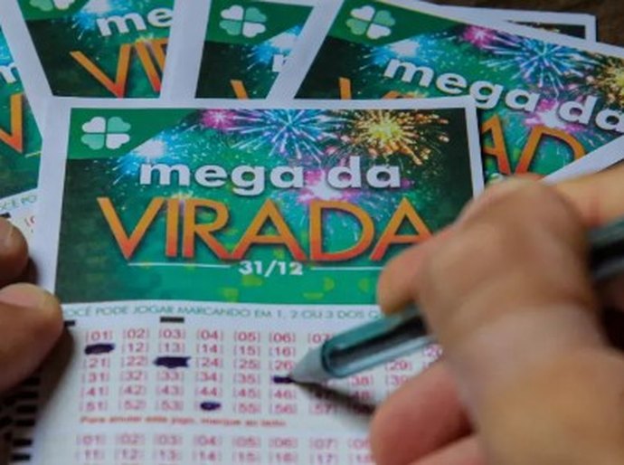 Mega da Virada 2023: 1 bolão e 4 apostas simples levam mais de R$ 117 milhões cada; veja números