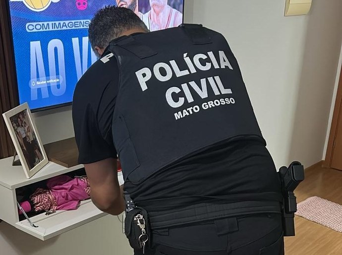 Polícia faz operação contra grupo e servidores públicos são afastados da Prefeitura  de Cuiabá