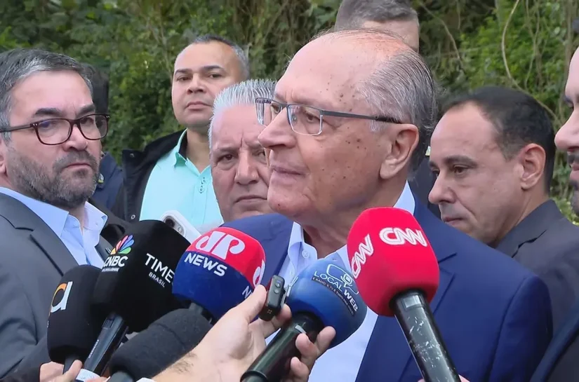 Lula convoca Alckmin para tratar de tarifaço; medidas saem até terça