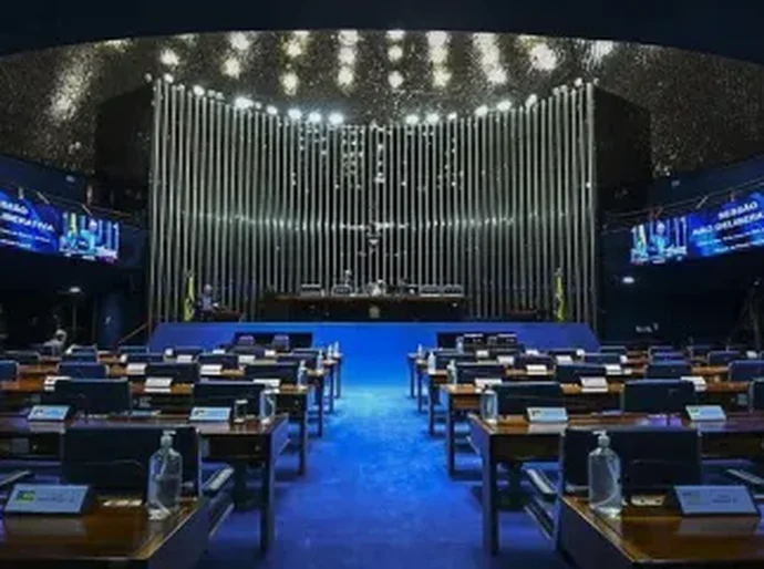 Novo Código Civil: projeto cria herança digital e muda direito de cônjuges