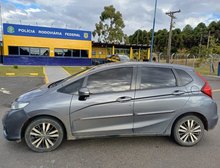 Honda Fit furtado em Sinop é recuperado pela PRF na BR 146 em Poços de Caldas,MG