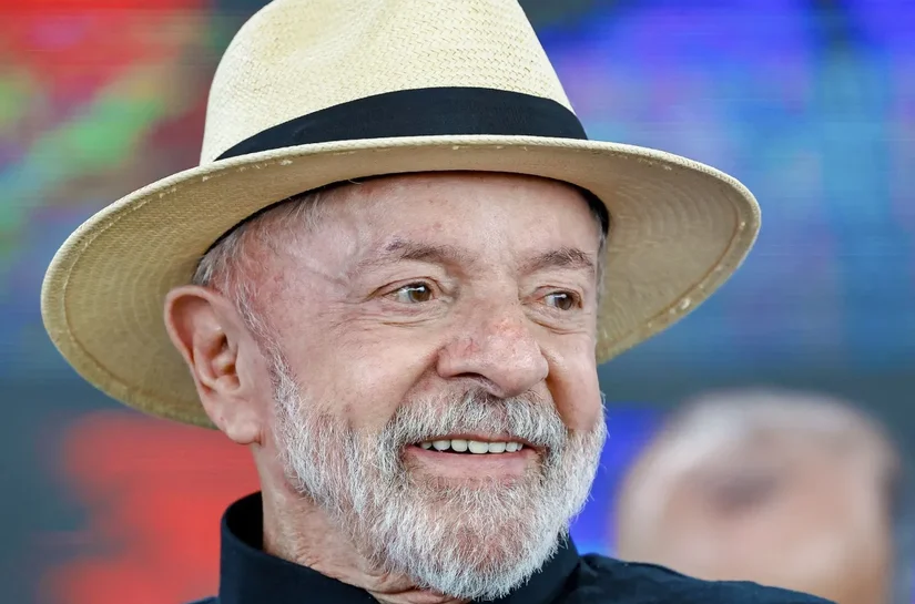 Lula decide vetar aumento de deputados