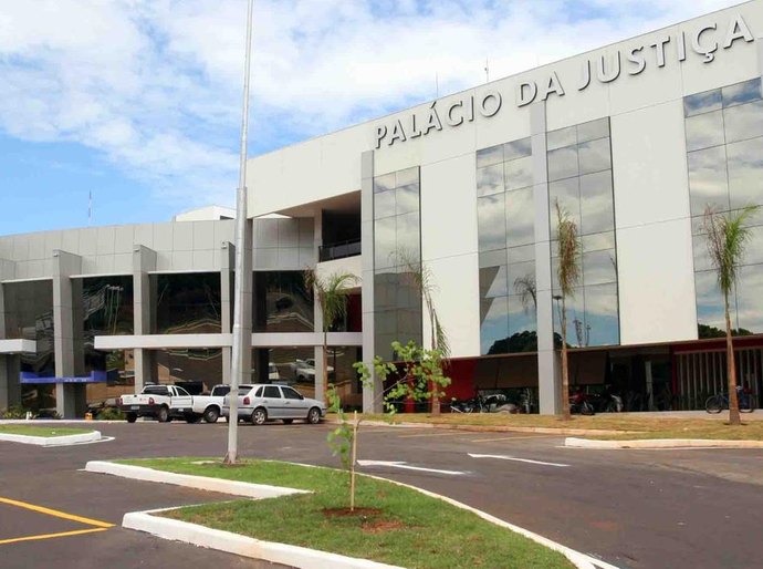CNJ e Corregedoria do TJ/MT investigam Juiz por dar voz de prisão a mãe que se manifestou contra acusado de matar filho dela