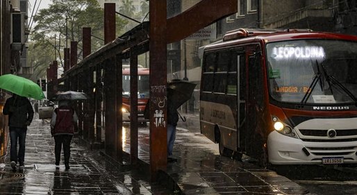Feriadão: fim de semana deve ser de chuva em boa parte do país