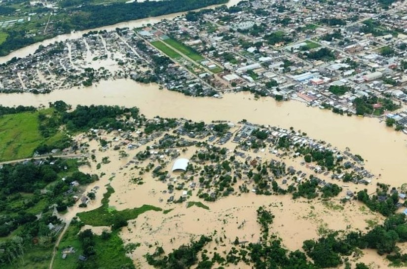 Acre já tem quase 130 mil pessoas atingidas pela cheia de rios na capital e no interior do estado