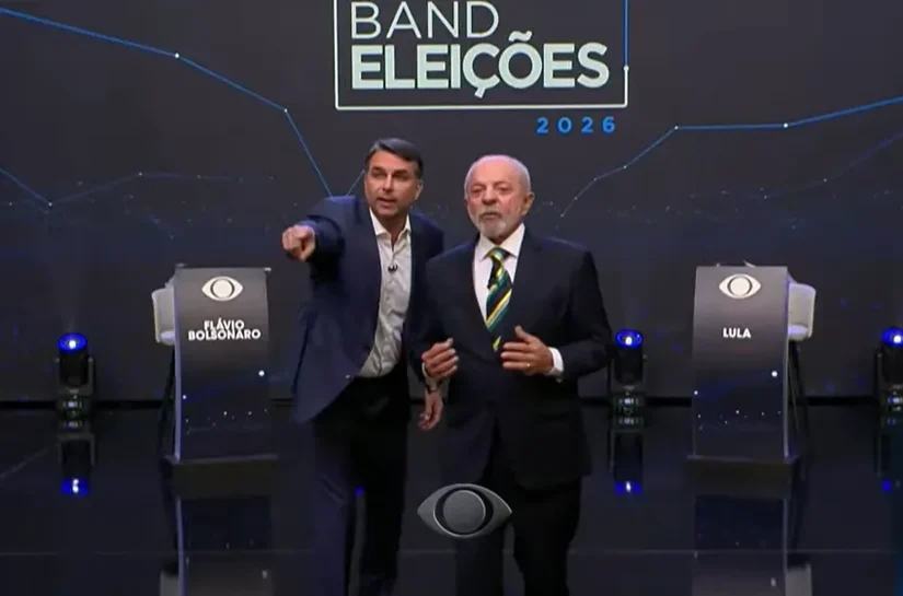 Debate tem gritaria e interrupção nas considerações finais de Lula e Flávio