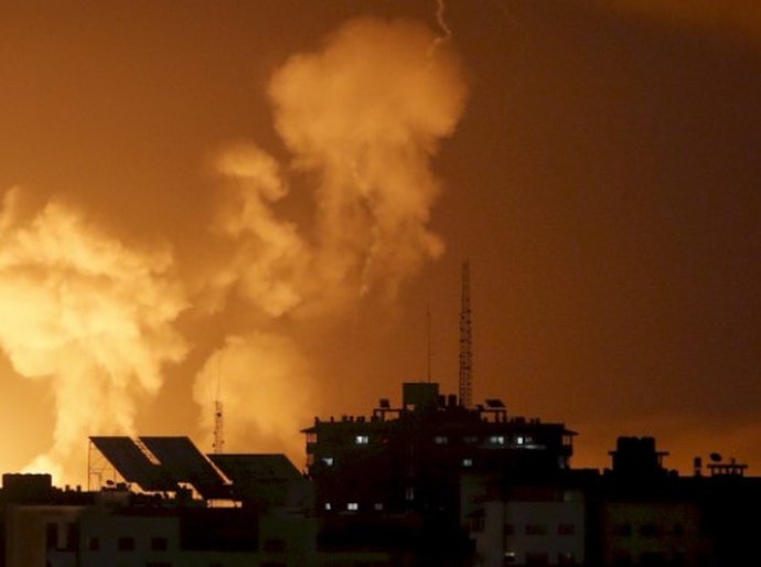 Hezbollah assume responsabilidade por ataques com mísseis em Israel