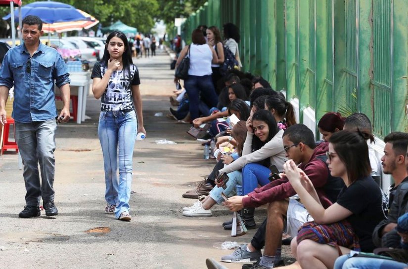 Pesquisa aponta que 28% dos jovens não voltarão às aulas após pandemia