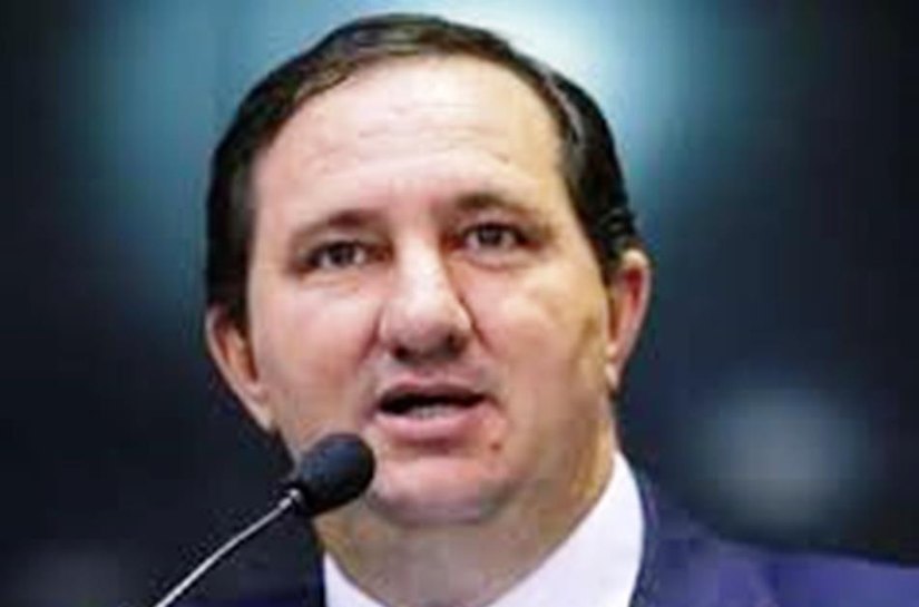 Deputado do PT de MT sofre piora e é intubado em Cuiabá com complicação da Covid-19