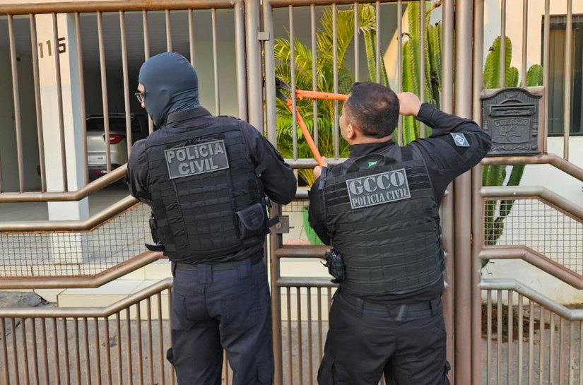 Polícia faz operação contra funcionários, empresários e motoristas em esquema de desvio de cargas de fertilizantes agrícolas