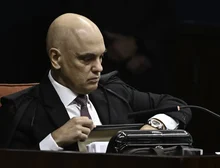 Ministros do STF veem Moraes em xeque e rede de apoio ao ministro diminui