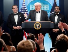 Homem atira durante jantar de Trump com correspondentes em Washington