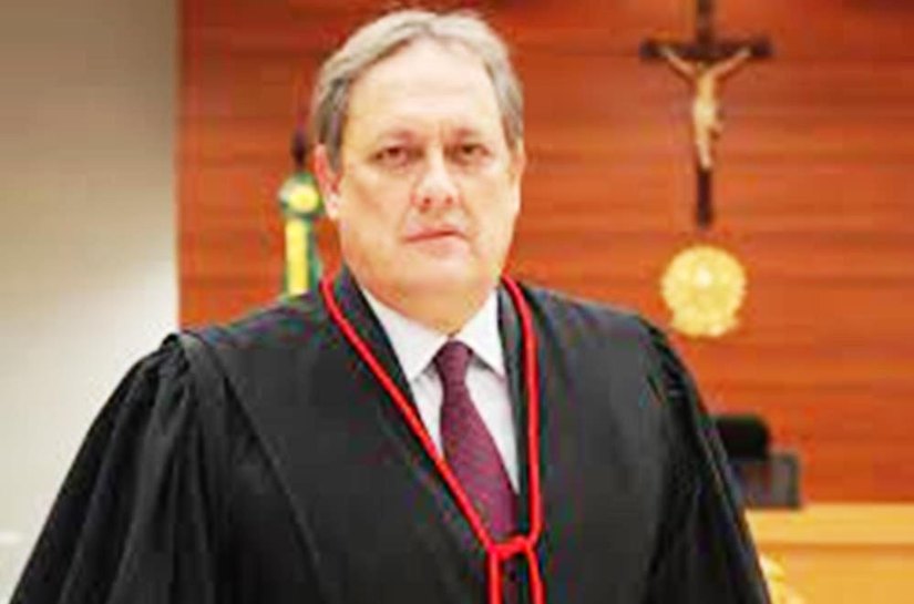 Piora estado de saúde de Desembargador de MT pela Covid 19; médicos decidem intubá-lo