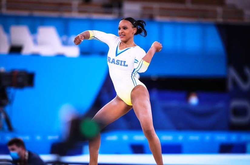 Rebeca Andrade dá show em Tóquio e se classifica para três finais