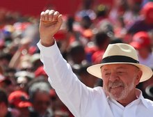 DO PAU DE ARARA AO QUARTO MANDATO: LULA DERROTA FLÁVIO BOLSONARO, SUPERA PRISÕES E ENTRA PARA A HISTÓRIA DO BRASIL