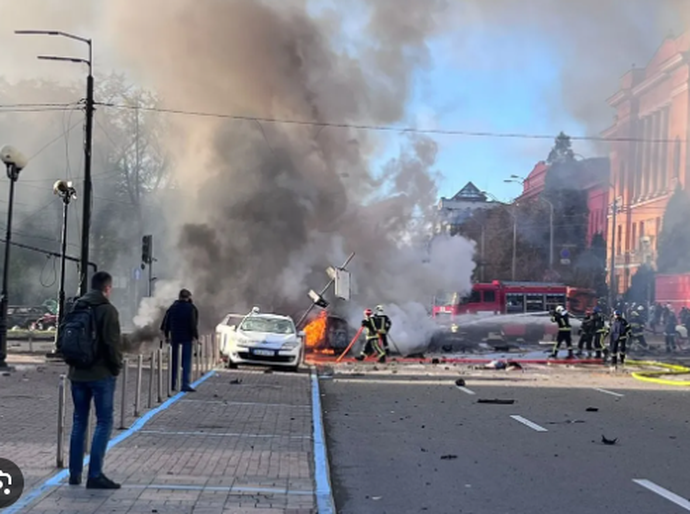 Rússia lança ofensiva aérea contra Odesa, 24 horas após o ataque à Ponte Kerch