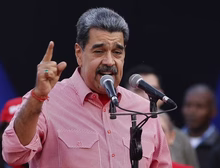 Em 'portunhol', Nicolás Maduro pede apoio de brasileiros: 'Às ruas para apoiar a Venezuela'