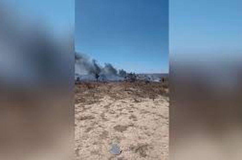 Helicóptero da Marinha cai no interior de Goiás e deixa dois militares mortos