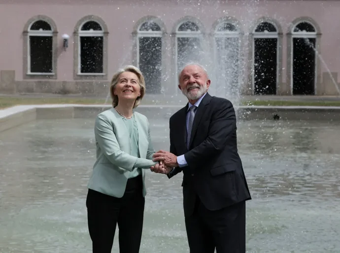 Von der Leyen: Europa e Brasil avançam rumo a acordo sobre terras raras