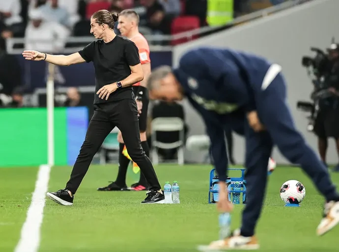 'O que eles fizeram hoje foi histórico', diz Filipe Luís sobre jogadores do Flamengo contra o PSG