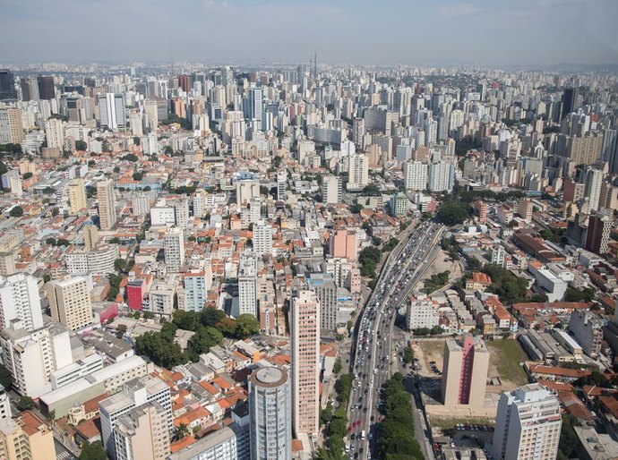 População do Brasil passa de 203 milhões, mostra Censo 2022