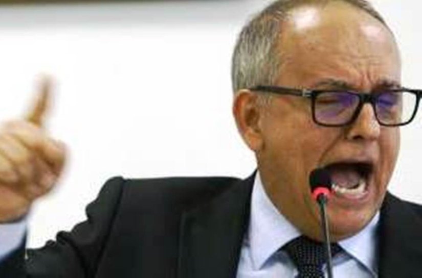 Justiça 'bloqueia' bens de Zé do Pátio, secretária de saúde, servidores, empresários e empresas em mais de R$ 4 mi