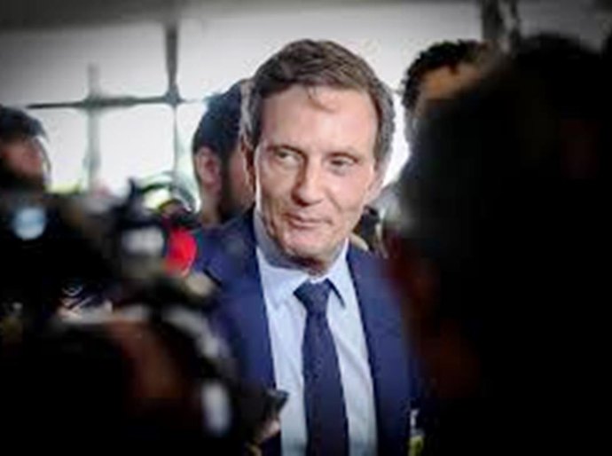 Crivella seria indicado para assumir ministério em troca de apoio a Lira