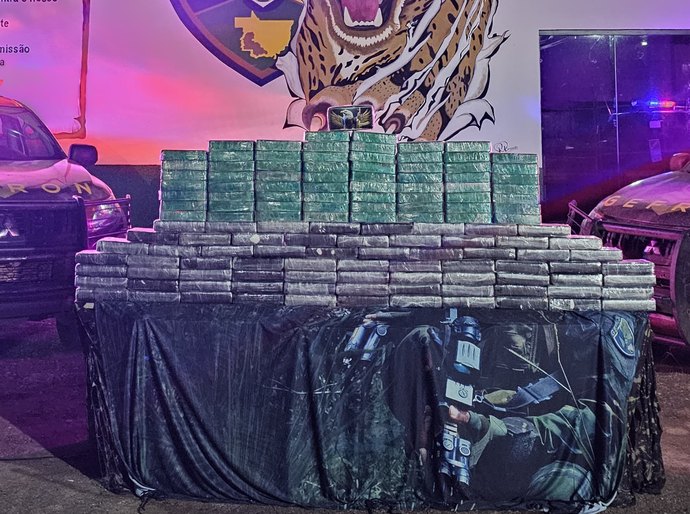 Gefron apreende 136 quilos de cocaína e leva prejuízo de R$ 2,9 milhões às facções criminosas