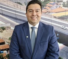 Jean Barros assume mandato em Cuiabá e lança projeto para proteger alunos com botão do pânico nas escolas