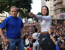 Líder da oposição venezuelana Juan Pablo Guanipa é preso dois dias antes das eleições legislativas