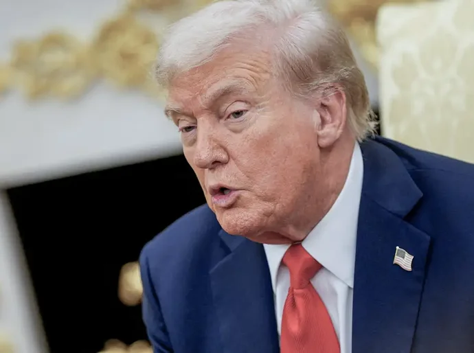 EUA retoma guerra comercial contra a China após subir taxas a 130%; entenda