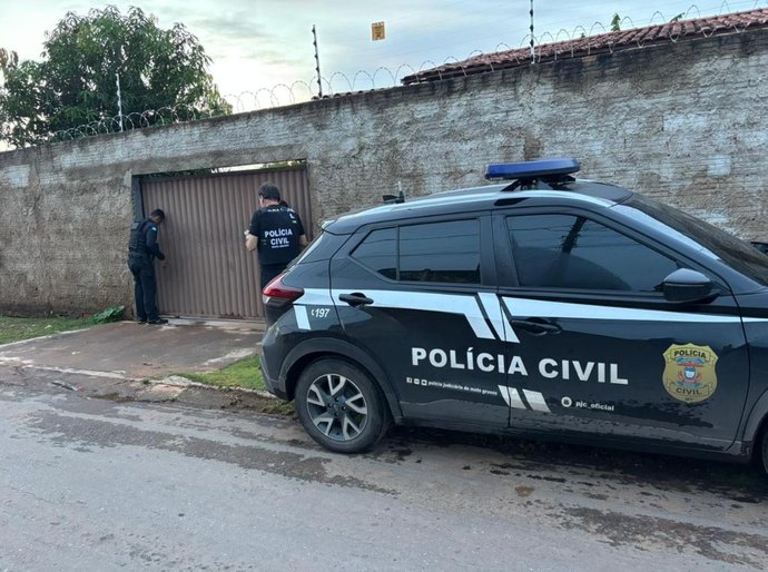Polícia Civil deflagra operação contra facção criminosa envolvida em extorsão de empresários em Poconé, MT