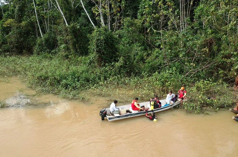 Duas crianças yanomami mortas, sugadas por uma draga da exploração ilegal de minério
