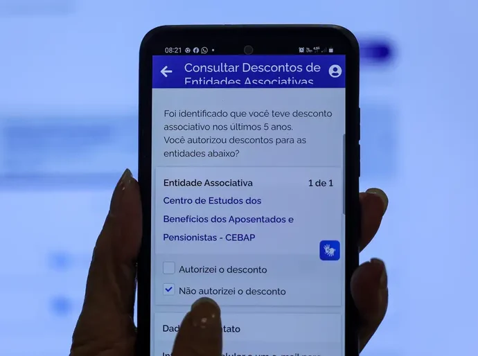 Segurados do INSS podem pedir devolução de descontos ilegais