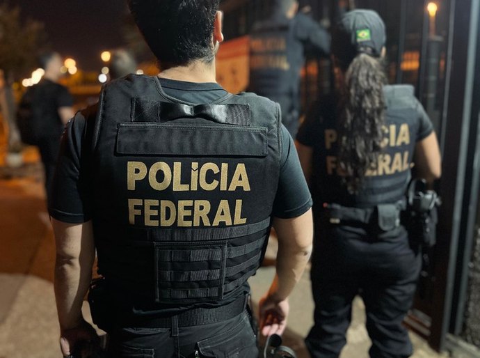Operação Sisamnes: PF apreende carros de luxo e dinheiro vivo em nova fase contra venda de sentenças