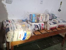 Polícia Civil apreende cocaína e cestas básicas ligadas à facção criminosa