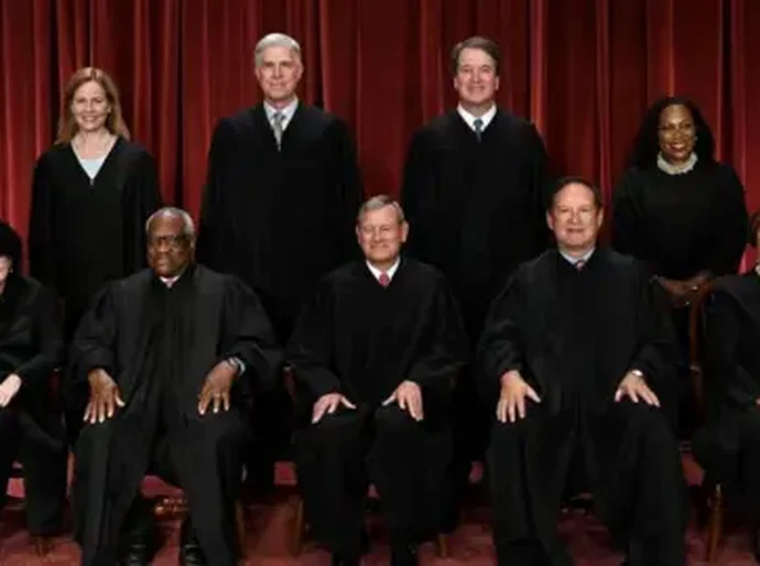 Trump ataca juízes da Suprema Corte por decisão sobre tarifas